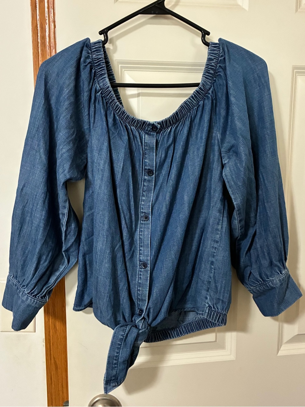 Sanctuary Blue Button-Front Tie-Hem Peasant Blouse